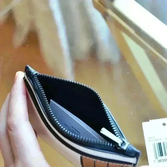 Coach CR407 Zip Card Case In Colorblock Signature Canvas - Picture 5 of 5